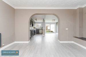 Family Room- click for photo gallery